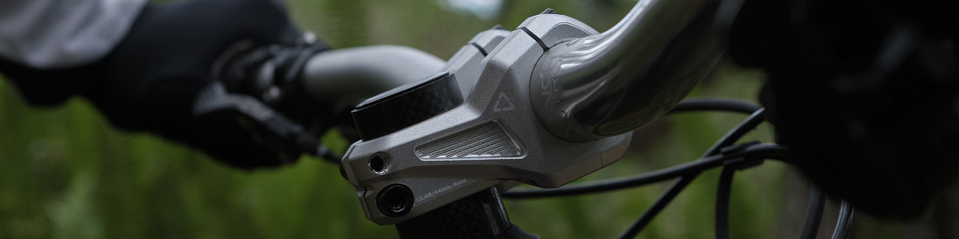 STEM & HANDLE BAR & GRIP