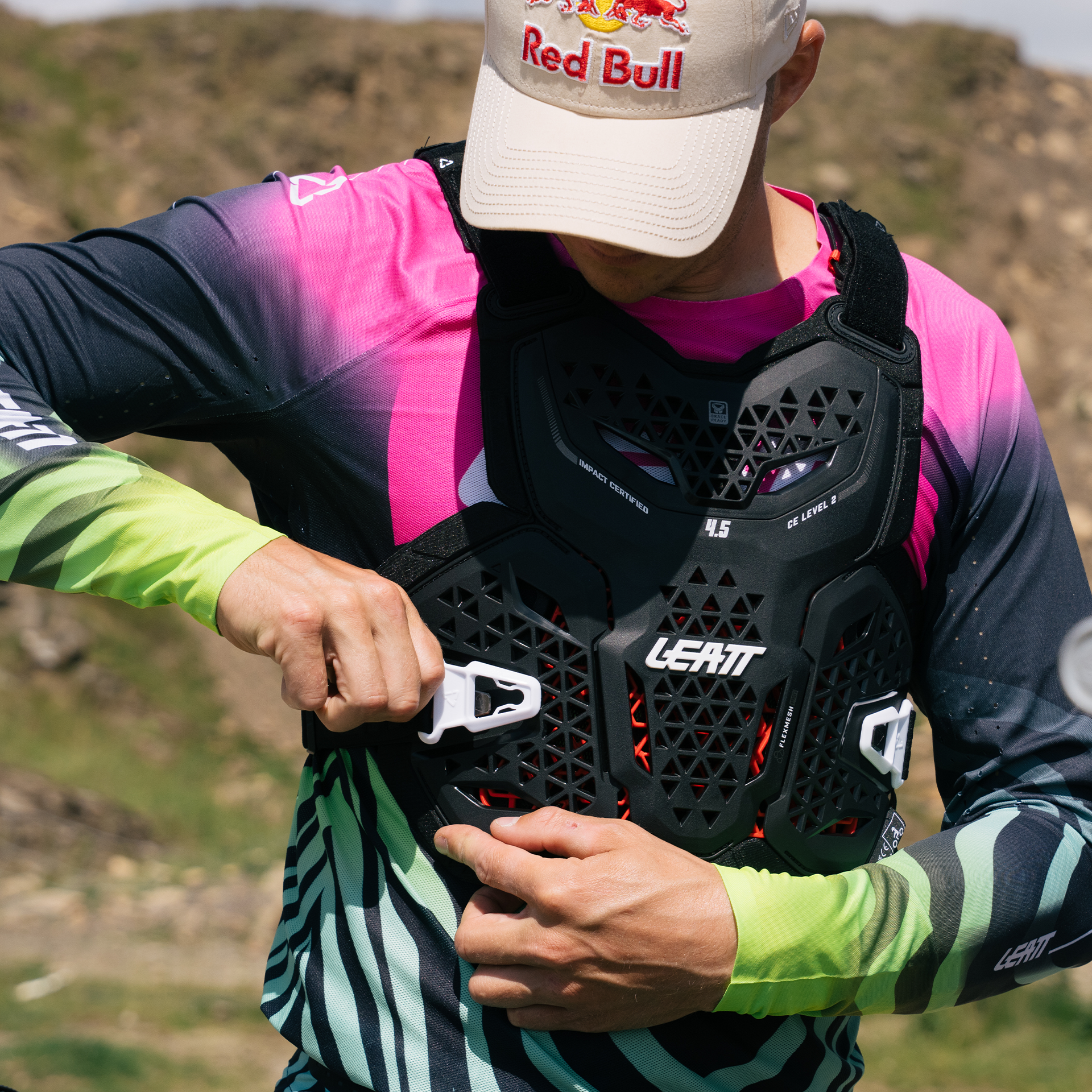 Chest Protector 4.5 Hybrid