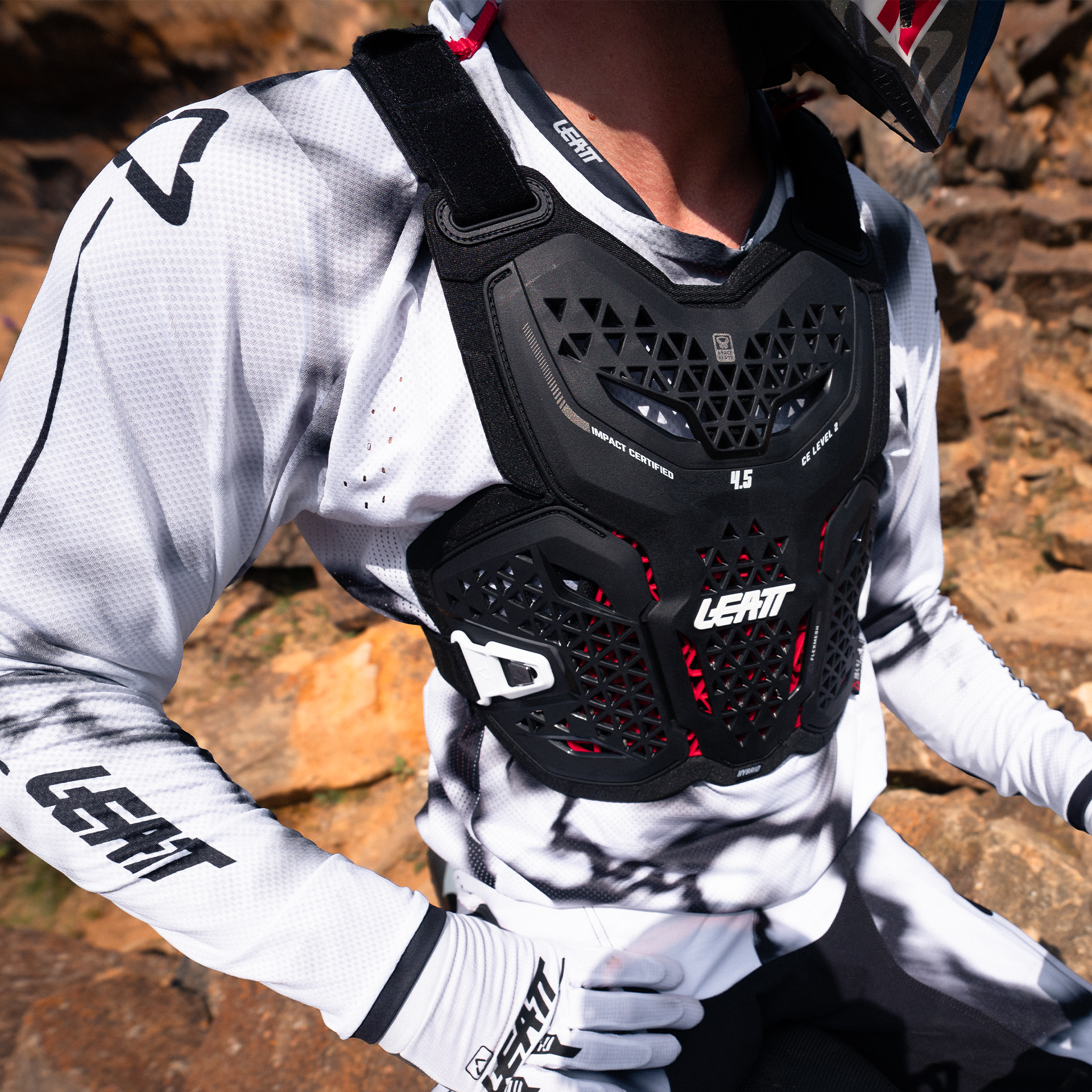 Chest Protector 4.5 Hybrid