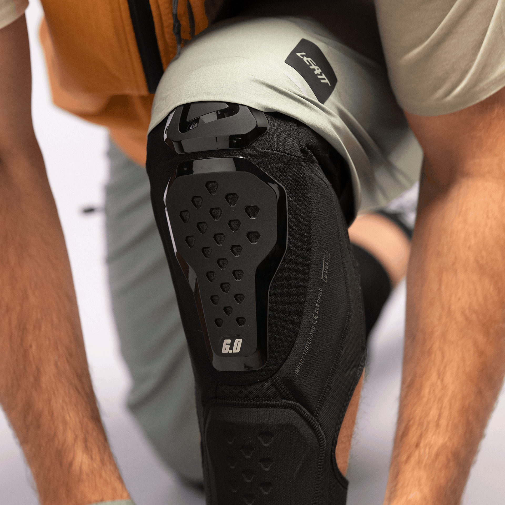 Knee Guard 6.0 Evo EXT